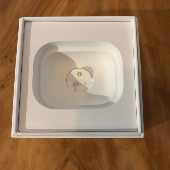Wireless AirPods Pro 2nd gen with Case White with design - Picture 14 of 16